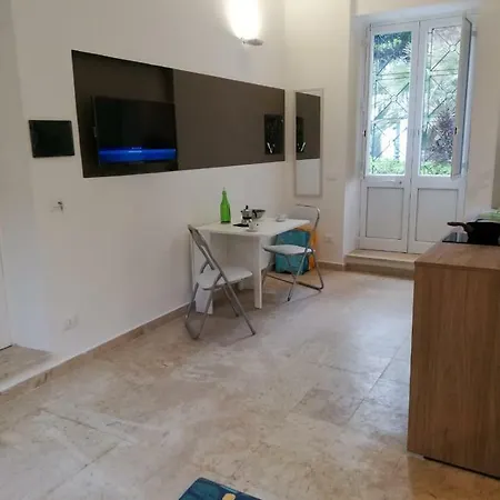 Daire Pappalardo - Regina Elena